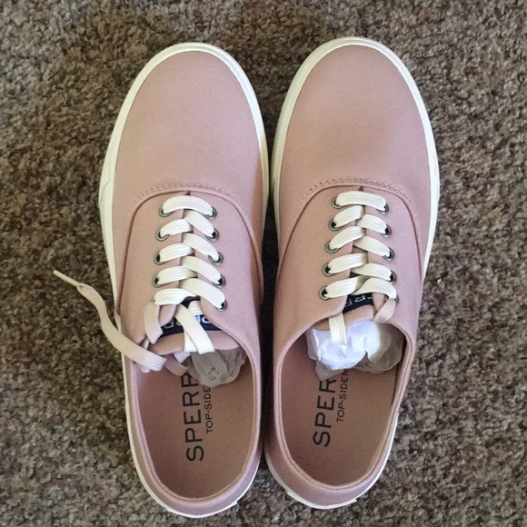 New! Sperry Captain’s CVO Sneakers - Picture 2 of 3